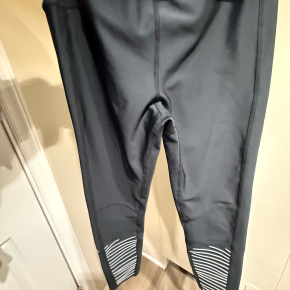 Alo moto leggings - Picture 4 of 7